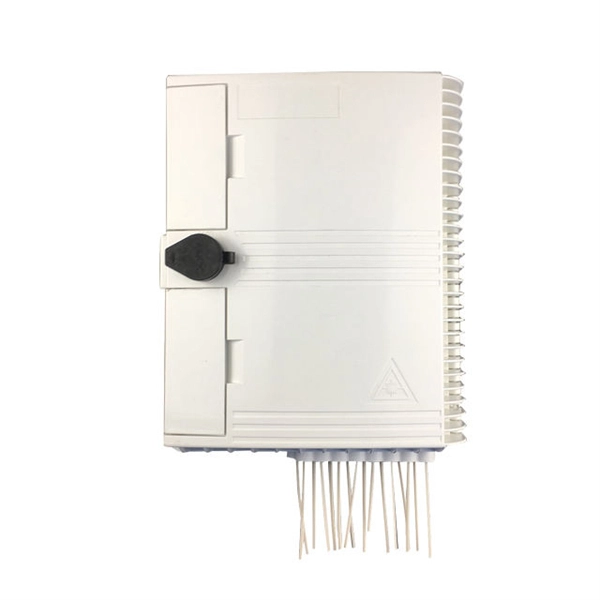 Configuring a Router with an Optical Fiber Switch