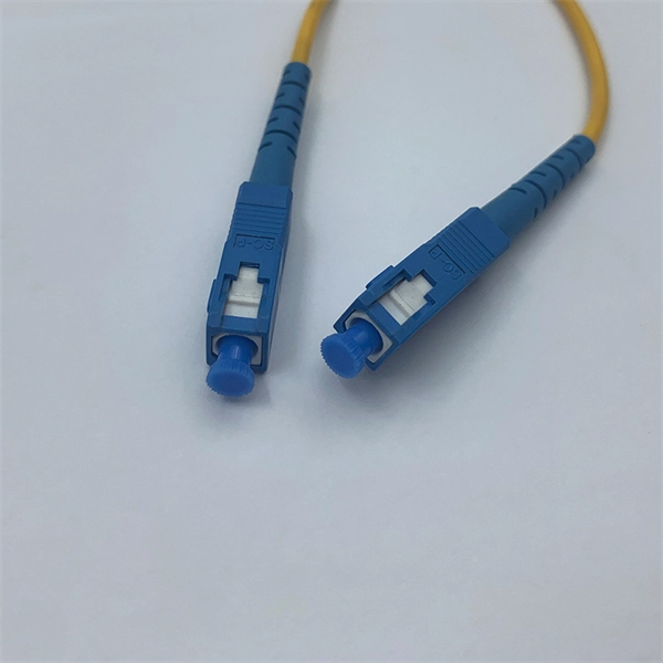 The function of a single-mode fiber optic connector module